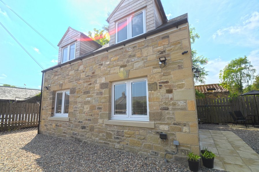 Cottage to rent in Rothbury, England 259941