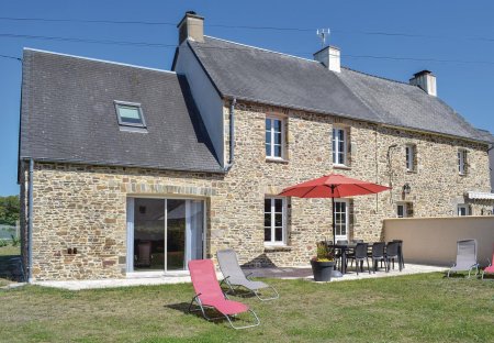 Villa in Saint-Germain-sur-Ay, France