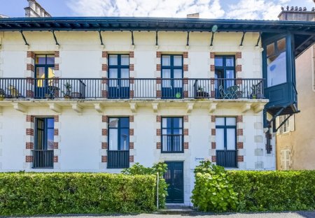 Apartment in Front de Mer, France