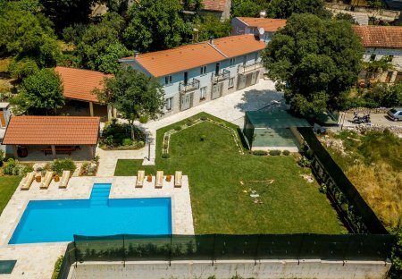 Villa in Donji Vinjani, Croatia