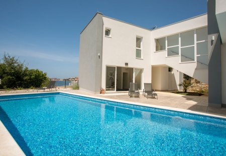 Villa in Zatoglav, Croatia