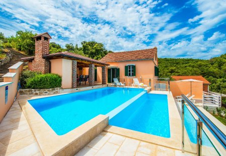 Villa in Mali Iž, Croatia