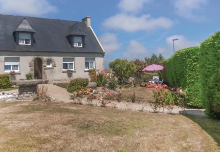 Apartment in Cléder, France