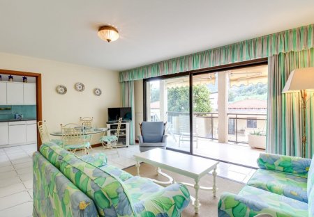 Apartment in Saint-Paul-Garavan, the South of France