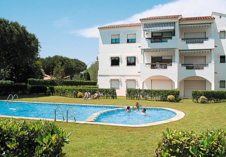Apartment in Arenals de Mar, Spain