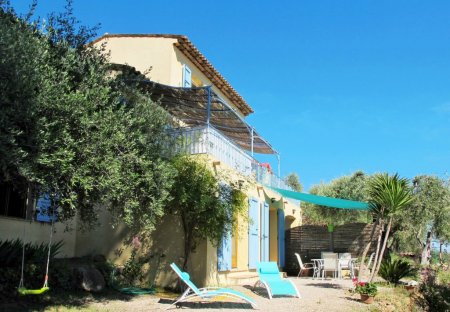 Apartment in Cabris, the South of France