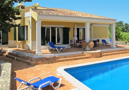 Villa in Malhão, Algarve