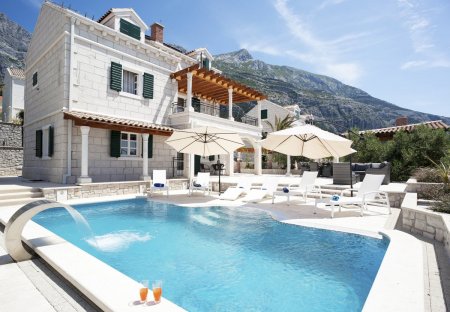 Villa in Veliko Brdo, Croatia