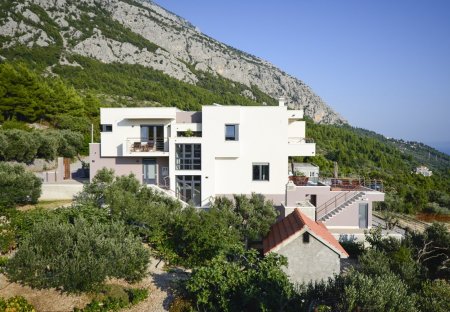 Villa in Veliko Brdo, Croatia