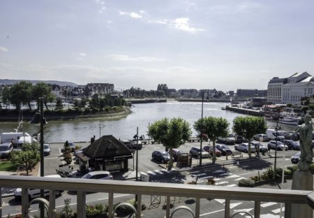 Apartment in Port Littoral-Ville Nord, France
