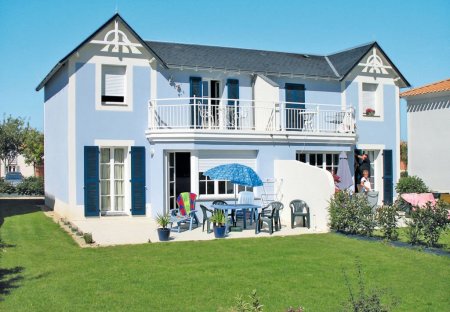 Apartment in L'Aiguillon-sur-Vie, France