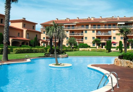 Apartment in Arenals de Mar, Spain