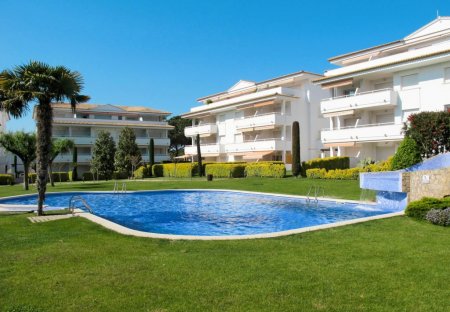 Apartment in Arenals de Mar, Spain