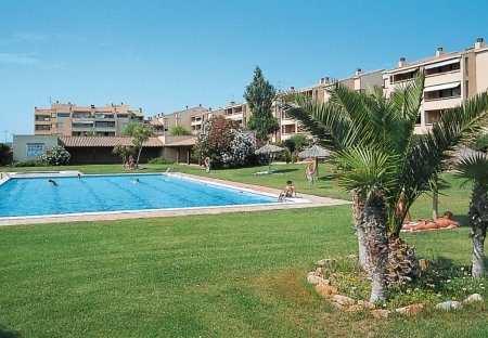 Apartment in Arenals de Mar, Spain