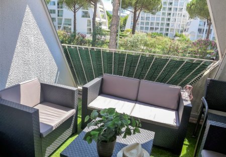 Apartment in La Grande-Motte Centre, the South of France
