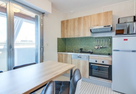 Apartment in Port Blanc-St Enogat La Malouine, France
