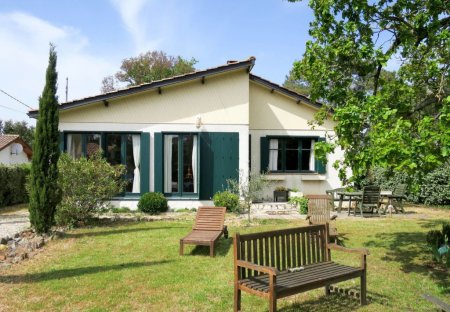 House in Vendays-Montalivet, France