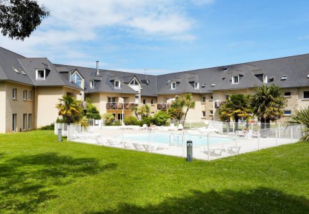 Apartment in Saint-Briac-sur-Mer, France