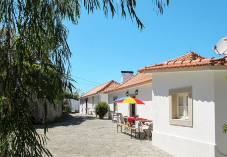 Villa in Almoçageme, Lisbon Metropolitan Area