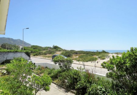 Villa in Fontela, Portugal