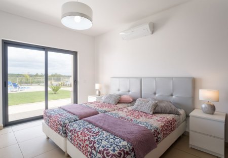 Villa in Alcantarilha, Algarve