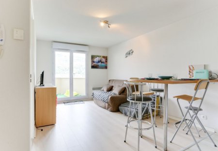 Apartment in Port-Gare, France