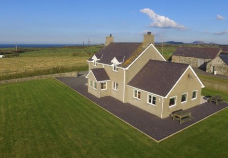 Cottage in Aberdaron, Wales