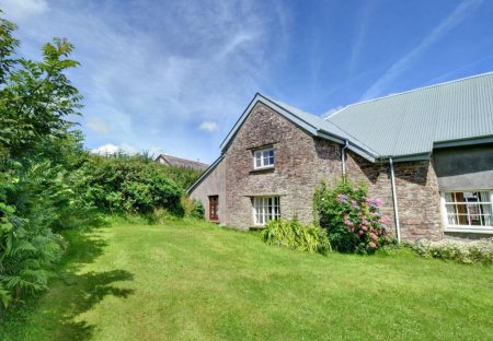 House in North Tamerton, England