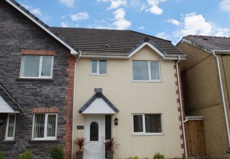 House in Gwaun-Cae-Gurwen, Wales