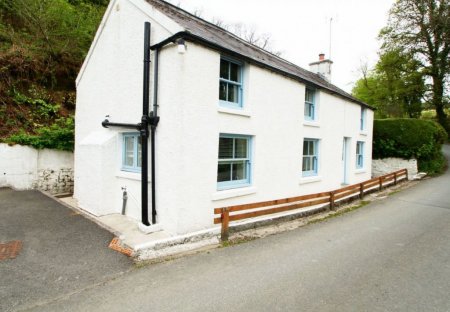 Cottage in Amroth, Wales