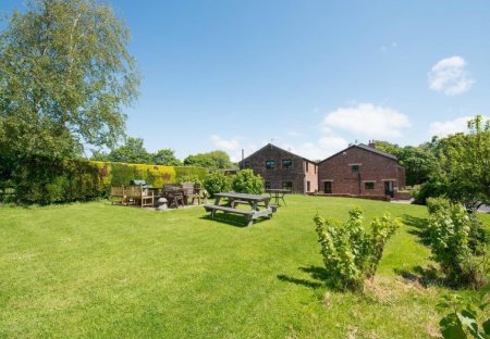 Apartment in Hardhorn With High Cross, England