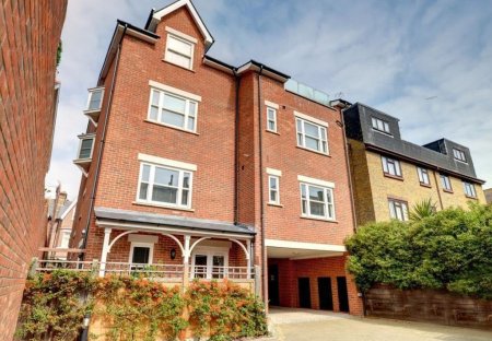 Apartment in Broadstairs And St. Peters, England