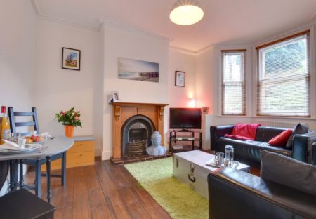 Apartment in St John'S, England