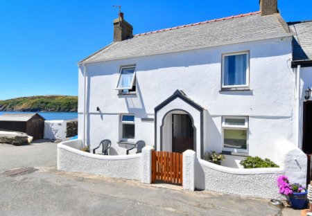 Cottage in Aberdaron, Wales