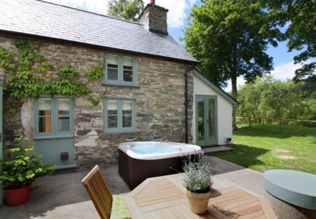 Cottage in Llandrillo, Wales