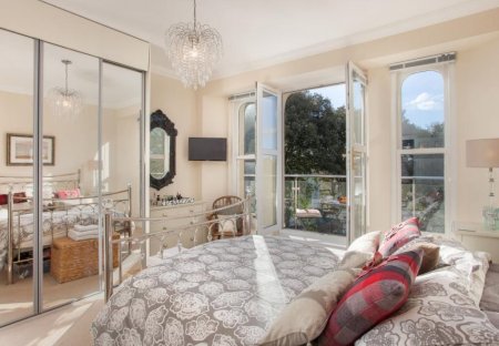 Apartment in Tormohun, England