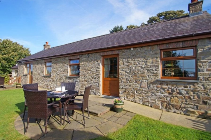 Cottages in Lampeter Clickstay holiday rentals