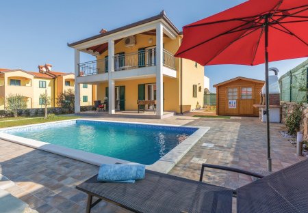 Villa in Vrećari, Croatia