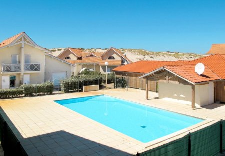 Apartment in La Plage-Bourg1, France