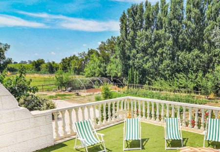 Villa in Sambuc, the South of France