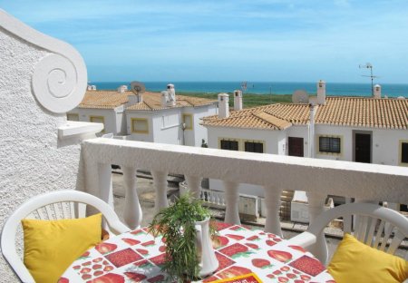 Apartment in Meia Praia, Algarve