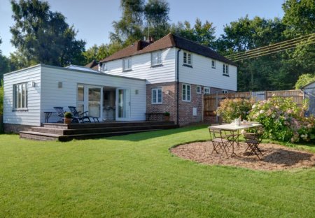 Cottage in Hawkhurst, England