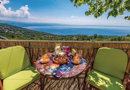 Apartment in Poljane, Croatia