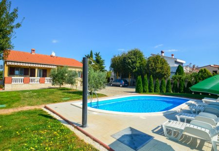 Villa in Pavićini, Croatia