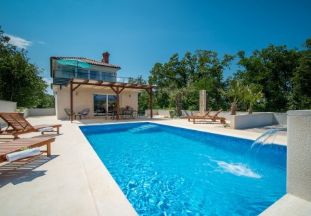 Villa in Hlapa, Croatia