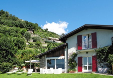 Villa in Domaso, Italy