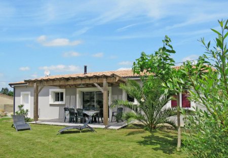 House in Soulac-sur-Mer, France