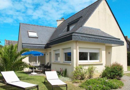 House in Cléder, France