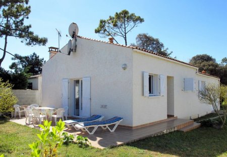House in Saint-Georges-d'Oléron, France