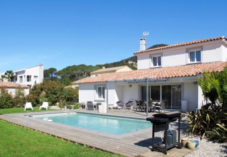House in Carqueiranne, the South of France